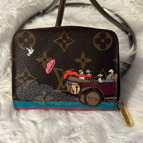 LOUIS VUITTON
Monogram 2015 Christmas Animation Zippy Coin Purse Hibiscus​​ - Picture 2 of 7